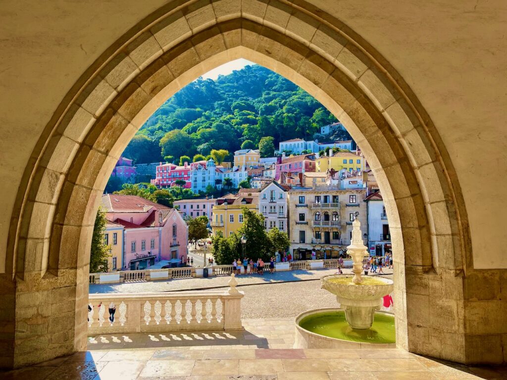 Sintra-TRAVELS-WITH-MAI-TAI-TOM-1-1024x768