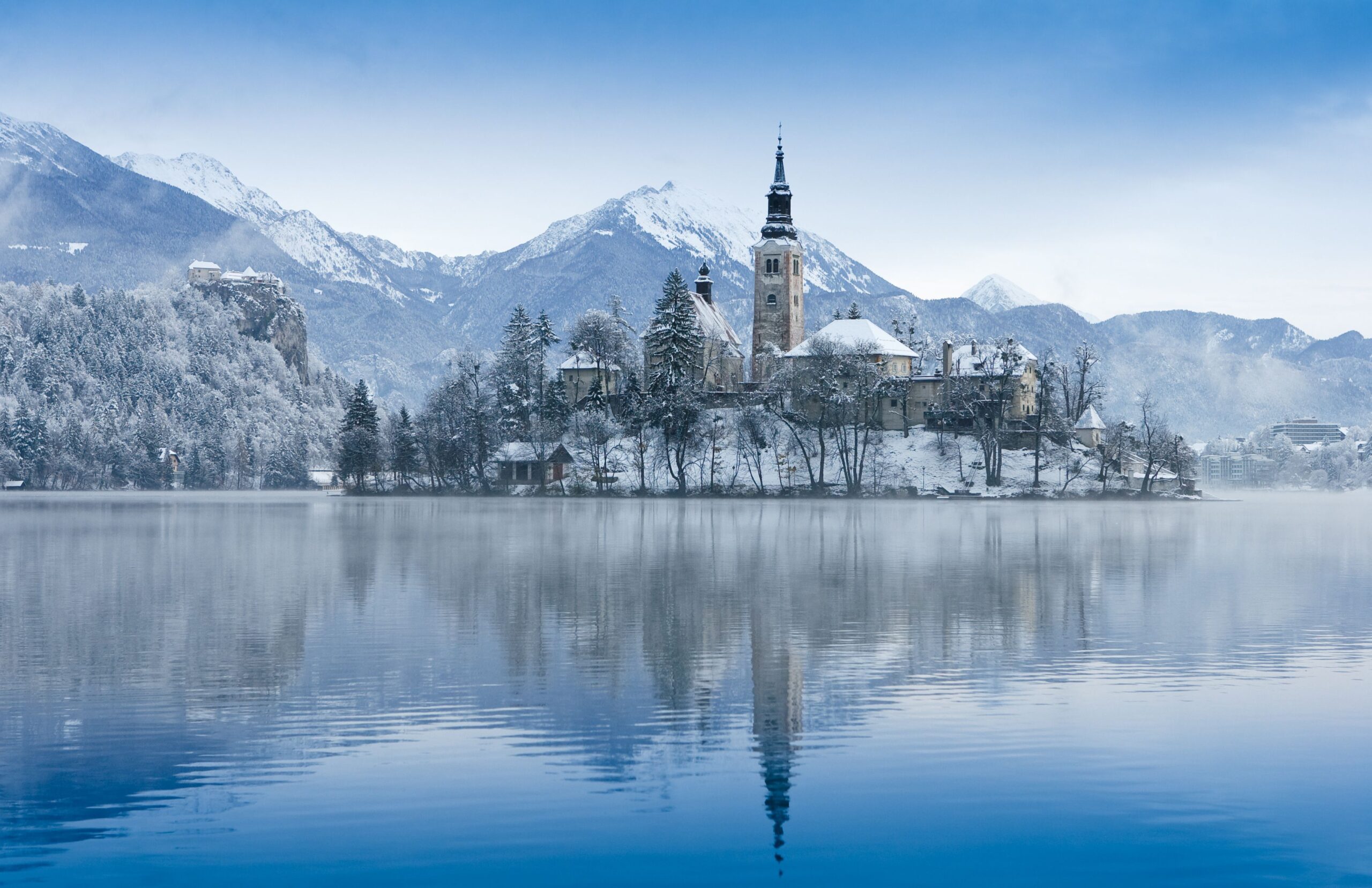 view-of-lake-bled-in-the-winter-royalty-free-image-1621942702